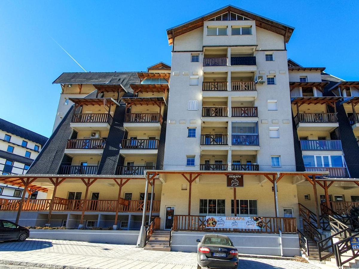 Apartman Cvejic - Suncani Apartmani Brzeće المظهر الخارجي الصورة