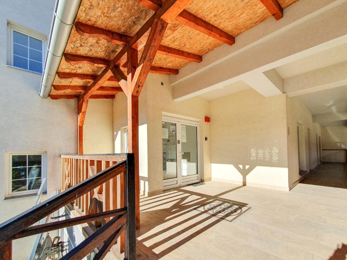 Apartman Cvejic - Suncani Apartmani Brzeće المظهر الخارجي الصورة